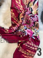 foulard carré en satin