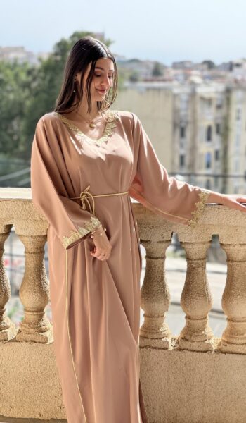 -جبة ذهبية -بيج